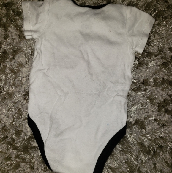 Air Jordan Onesie Set - Picture 2 of 6